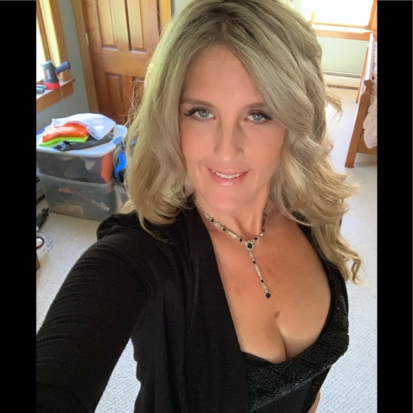 Accessories - Hi! My name is Kimberly! 🌺 Posh Ambassador 🥰